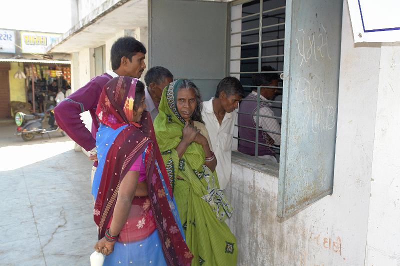 _DSC1507.JPG - Patients waiting to be seen by physician